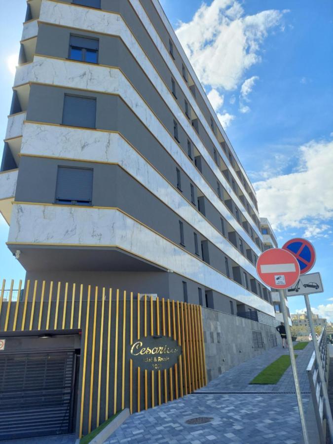 Apartment Paola With Free Private Parking Place Split Exterior photo