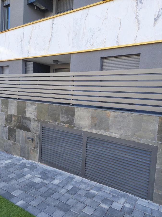 Apartment Paola With Free Private Parking Place Split Exterior photo